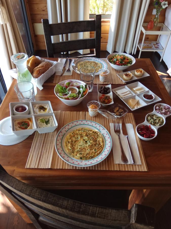 Gan-Hamlachim 아미림 외부 사진